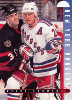 1995-96-Leaf-_178.jpg